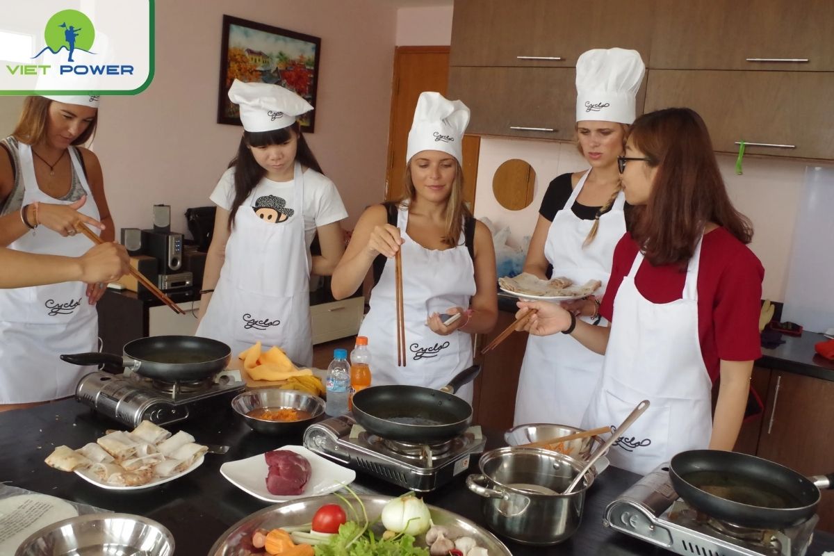 Crafting the Perfect 1-Month Vietnam Itinerary: Cooking Classes