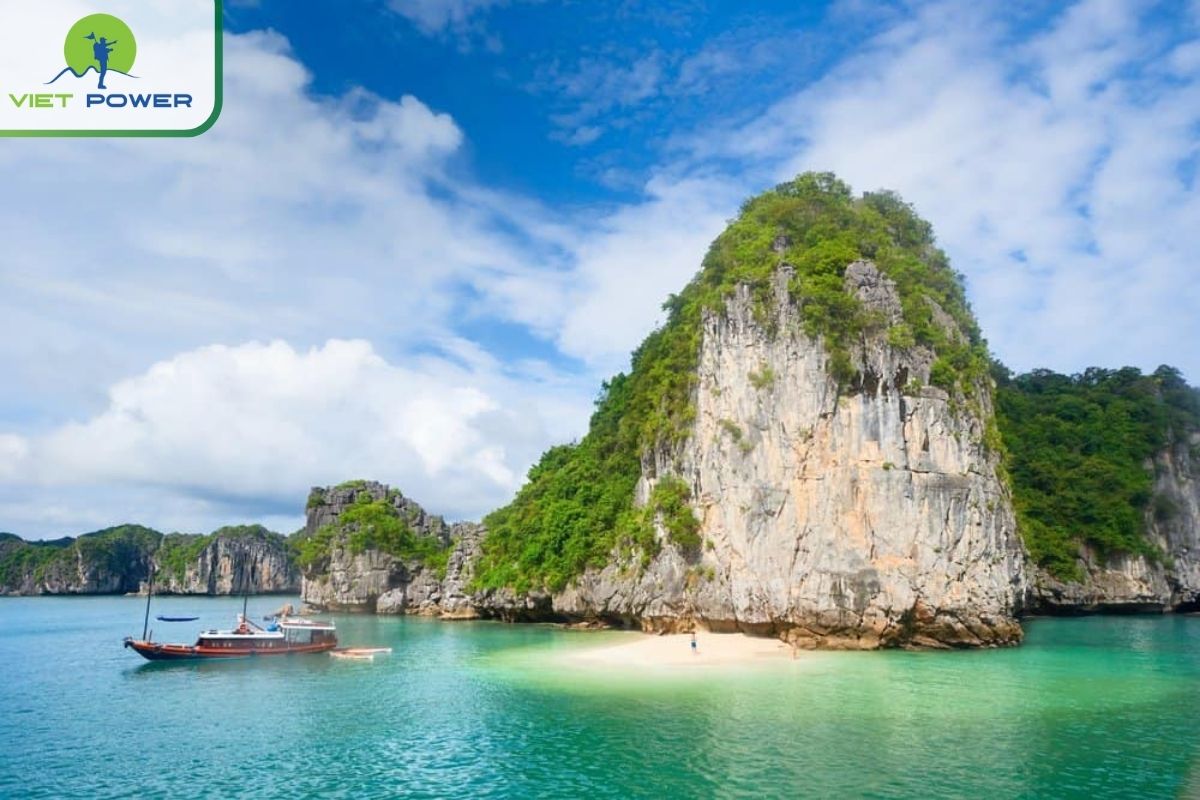 10+ Halong Bay Attractions & Hidden Gems: Three Peaches Beach.