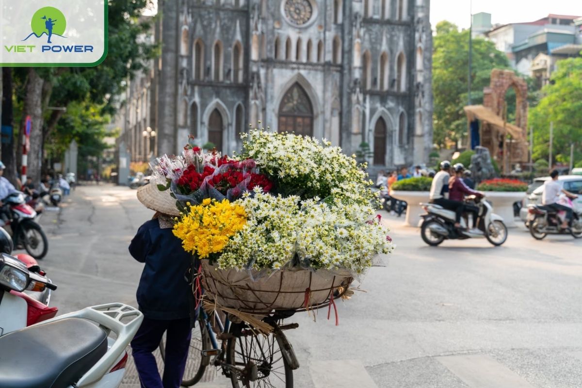 Hanoi Where to Stay: Best Places by Attractions: Hanoi Old Quarter.