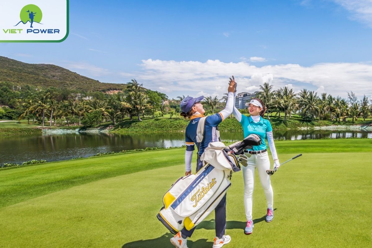 Vietnam beckons! Explore 2024's top courses & plan activities for everyone. Luxury awaits