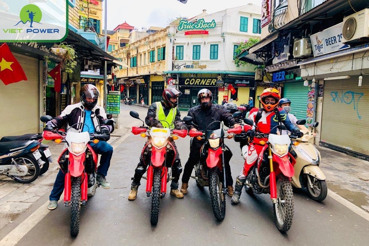 Vietnam Main Transportation: Travel Planner’s Guide: Motorbikes