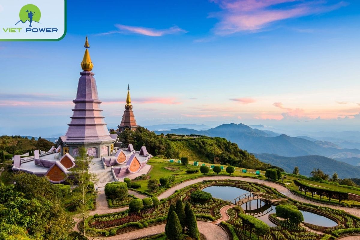 Must-See Destinations and Experiences: Cruises To Thailand And Vietnam: Insider Tips & Guides.