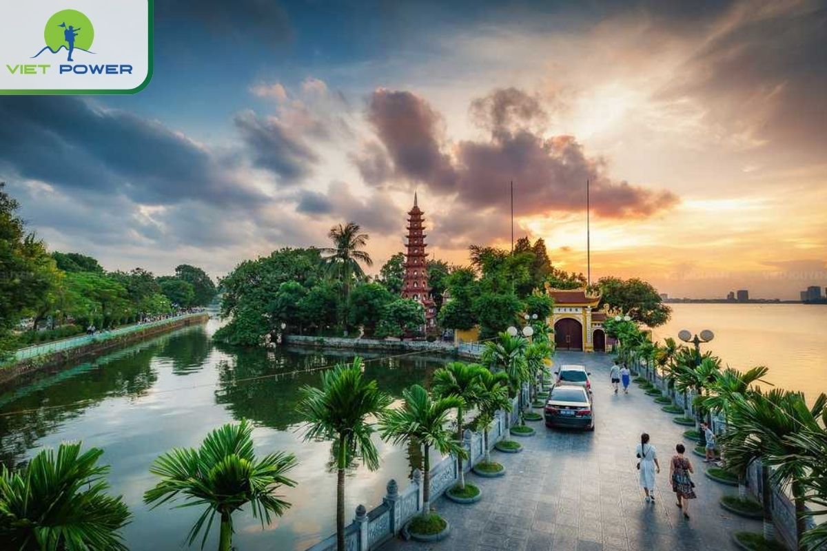 Top 5-Star Hotels in Hanoi Old Quarter for Honeymooners: Best Time to Visit Hanoi.