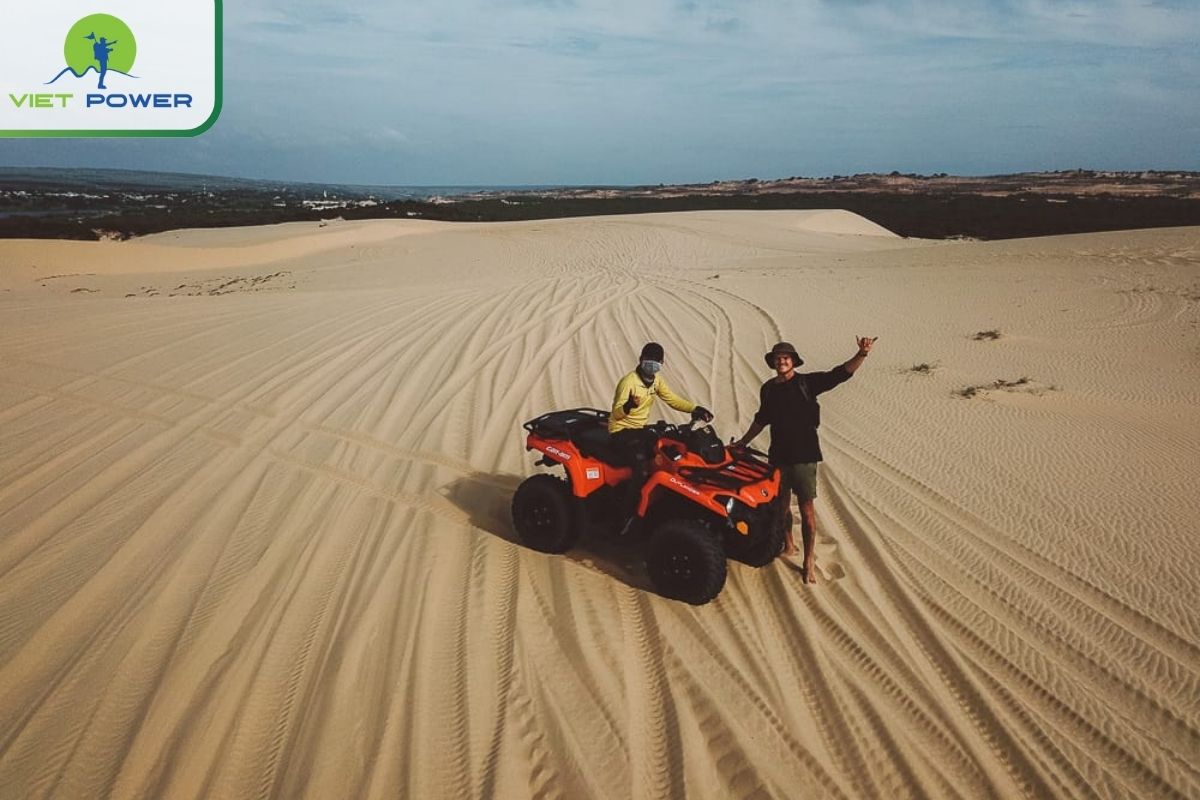 Explore the White Dunes Vietnam: A Desert Oasis: A Journey into the Sands.