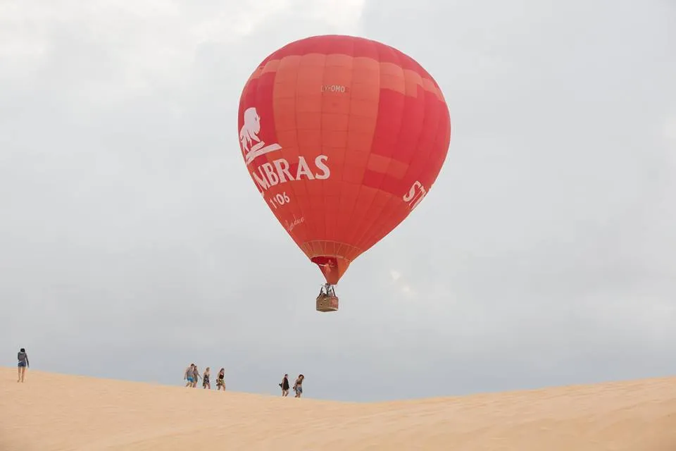 Experience a unique Mui Ne hot air balloon