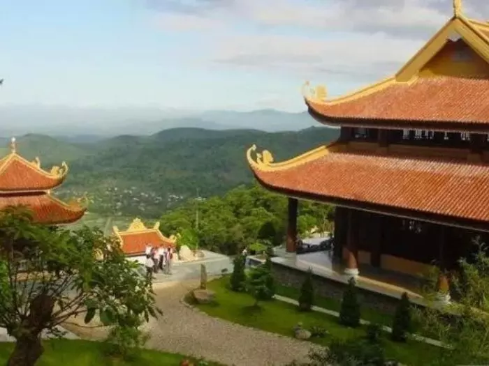 Nha Trang - Da Lat tour 2 days 1 night