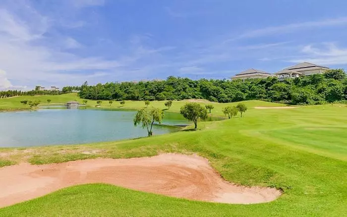 Golf experience in Ho Chi Minh City and Mui Ne