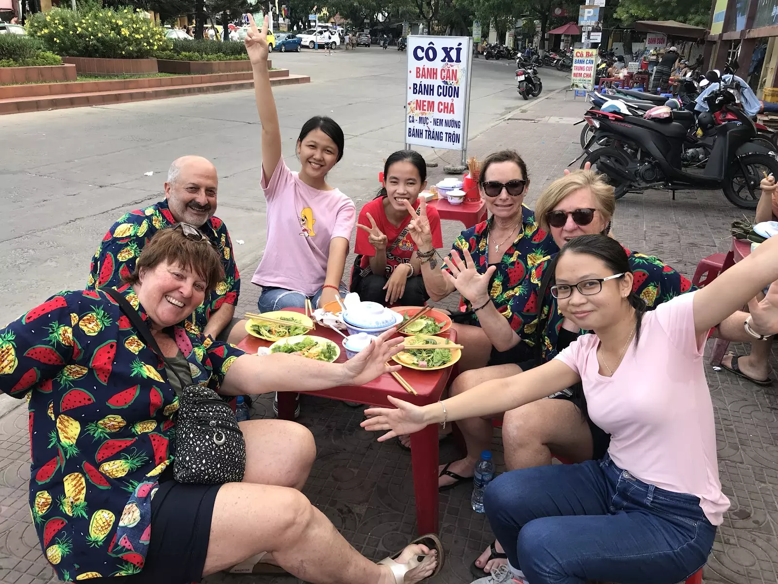 Deeply Diving in Hoi An Food Tour