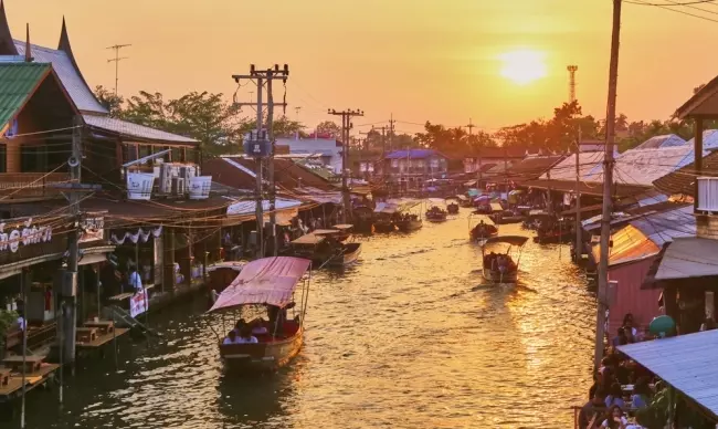 Admire the charming beauty of Thailand's mountains