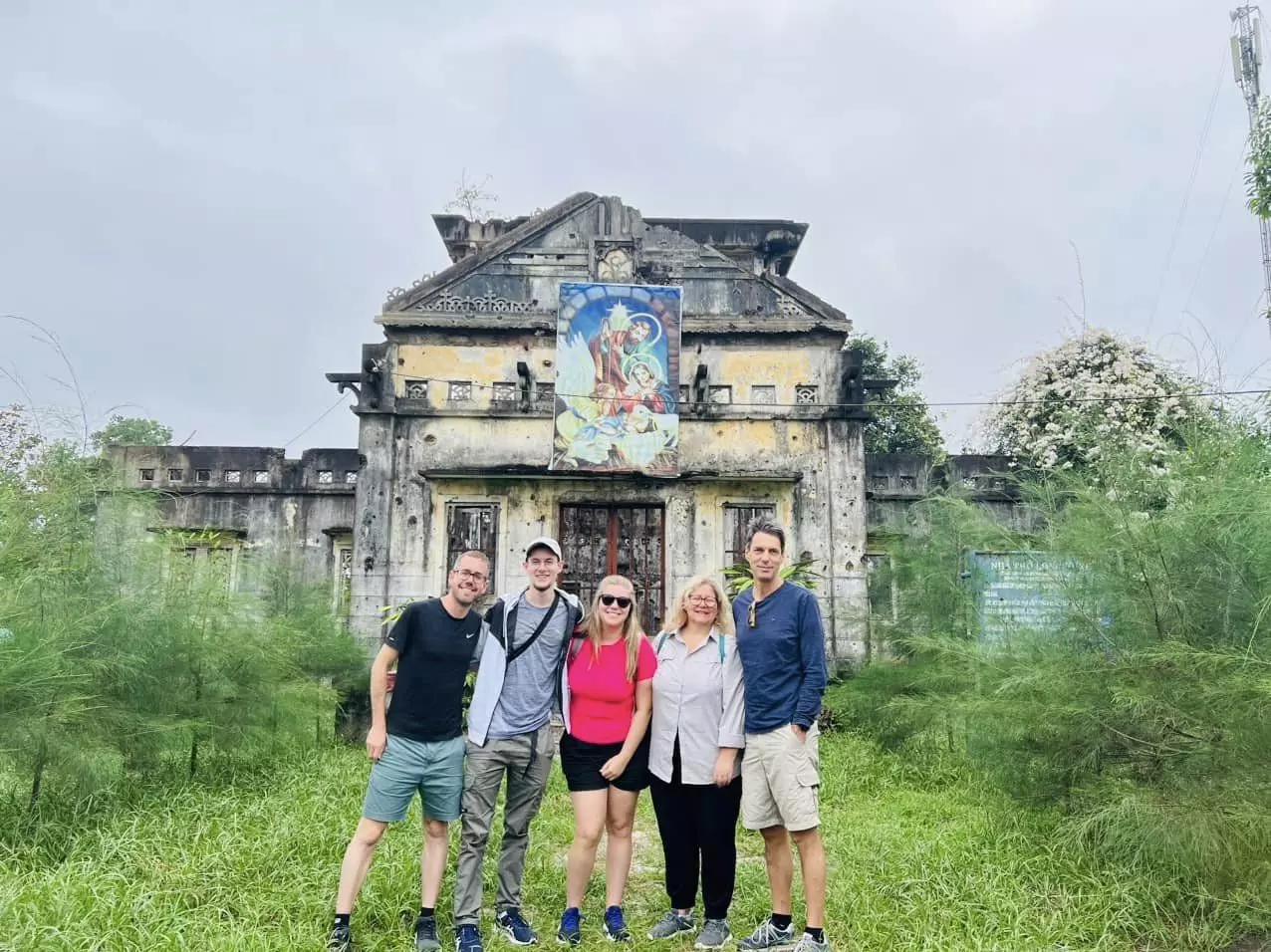 Hue to DMZ Day Tour: Vinh Moc Tunnel & Khe Sanh Combat Base