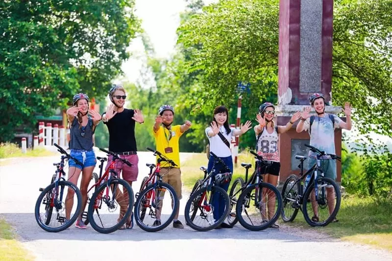 Cycling Tour to Hue: Thanh Toan Bridge and Village