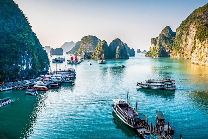 VIETNAM CLASSIC TOURS: MYSTERY OF HANOI HALONG 5 DAYS