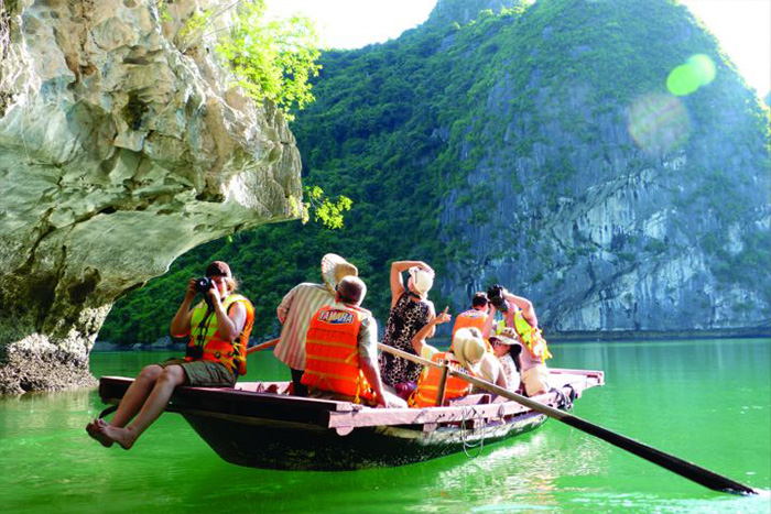 VIETNAM CLASSIC TOURS: MYSTERY OF HANOI HALONG 5 DAYS